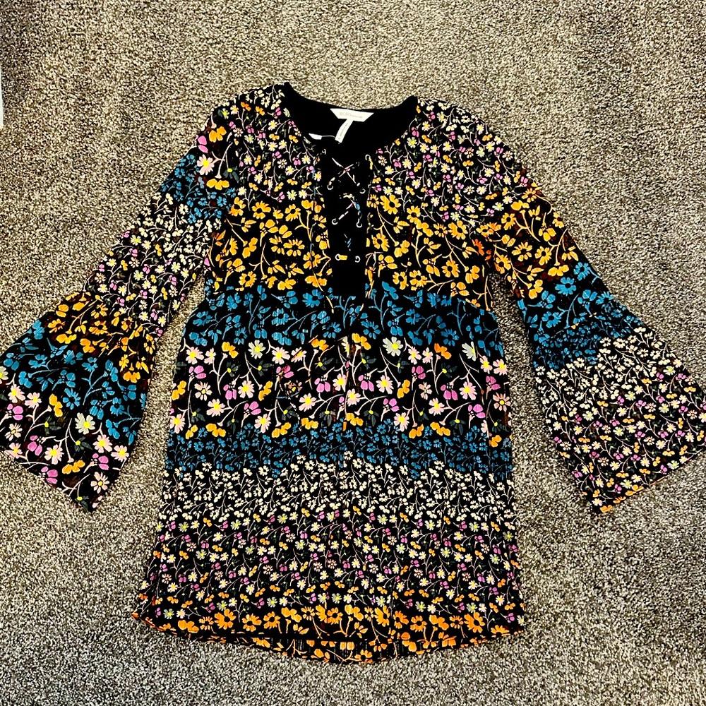 Floral shift dress with bell sleeves - NWT